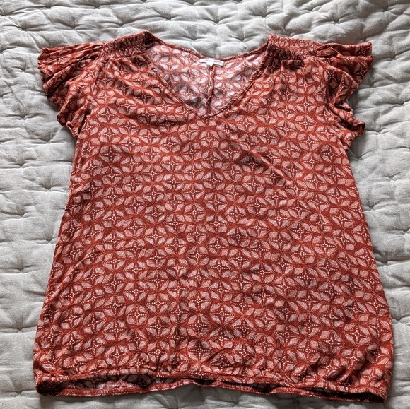 EUC-Maurices-Rust Patterned Blouse With Flutter Sleeves And Elastic Waist - Picture 6 of 12